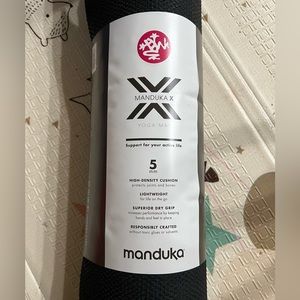 Manduka  X Yoga Mat 5mm in Black